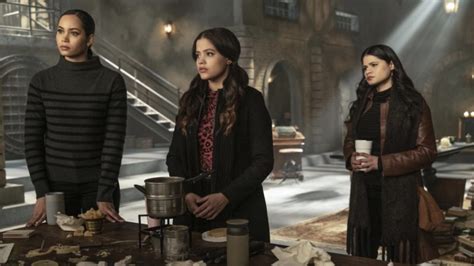 Charmed Season 3: First Look Teased Destruction Of Magical World ...