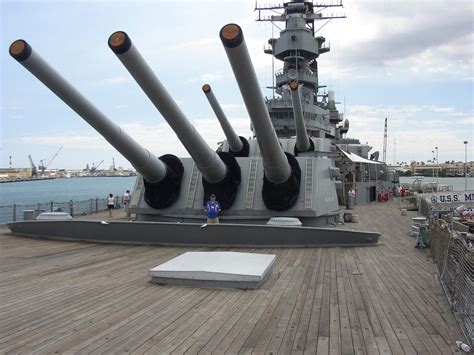 16" guns, USS Missouri | Guns, Battleship and Pearl harbor