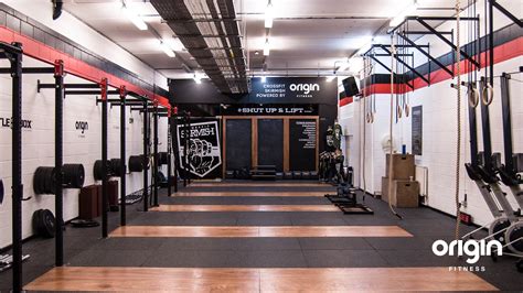 Gym and flooring designs | Gym design interior, Crossfit, Gym design