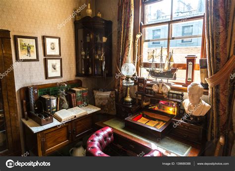 Interior of Sherlock Holmes Museum – Stock Editorial Photo © bloodua ...