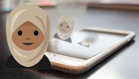 The Hijab Emoji Is Coming! | Mzlim