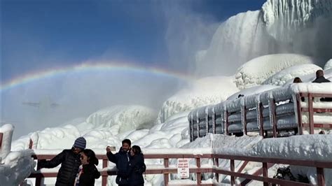 Rainbow hangs over a frozen Niagara Falls | wbir.com