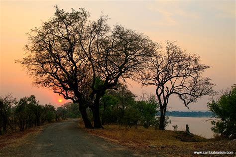 Mosi oa Tunya - Zambia Tourism