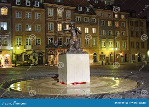 Old Town in Warsaw (Poland) at Night Editorial Stock Photo - Image of ...