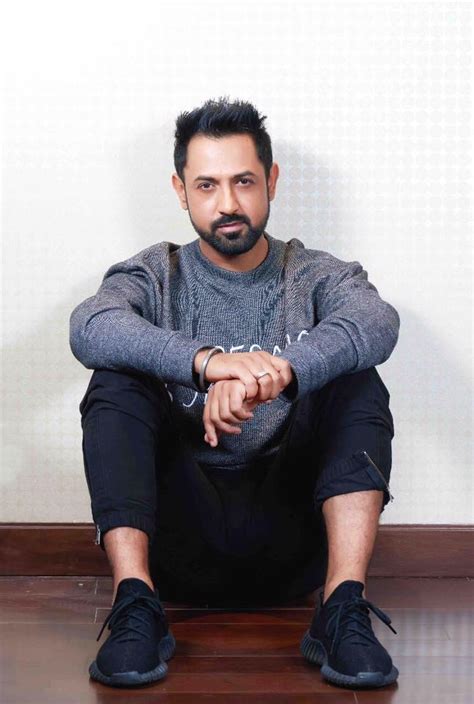 Gippy Grewal Age, Height, Weight, Wife, Net Worth & Bio - CelebrityHow