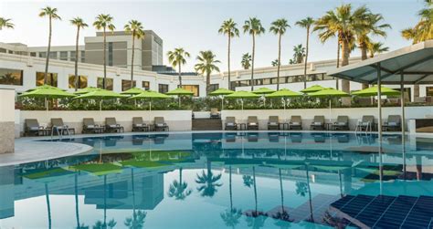 Your perfect pool day at Le Meridien Dubai – Lifereport