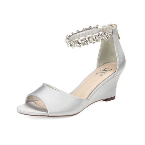 12 Best Silver Wedding Shoes