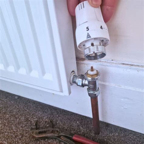 How to Fix a Leaking Radiator Valve: Full Guide - Housewarm