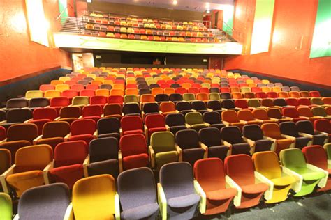 Khanda Seating Product Page | Auditorium and Theatre Seating | Specifile