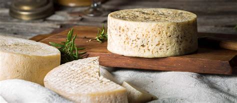 50 Most Popular French Cheeses - TasteAtlas
