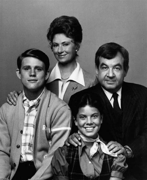 Find Out The Real Cost Of The Cunningham's Home From 'Happy Days'