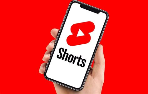 YouTube Shorts introduces exciting new features : Collaborate, engage,