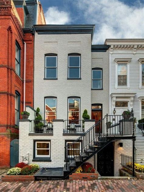 Light facade, grey trim | Townhouse exterior, Row house design, Small row house design