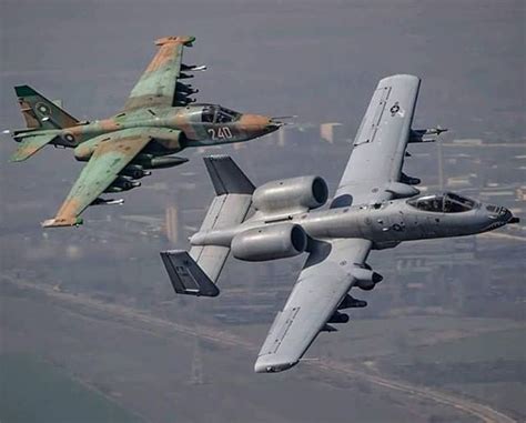 A10 Thunderbolt and Russian SU-25 Frogfoot [640x553] : r/WarplanePorn