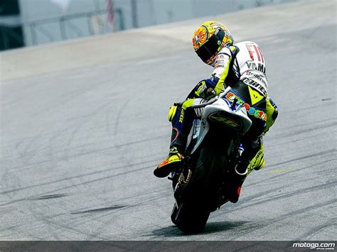 HD wallpaper: Valentino Rossi MotoGP Racer | Wallpaper Flare