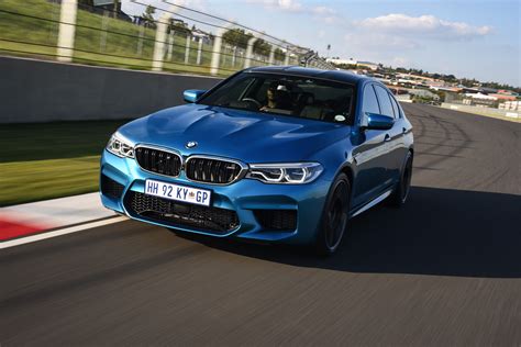 BMW M5 vs ALPINA B5 -- Which Super-5 is best?