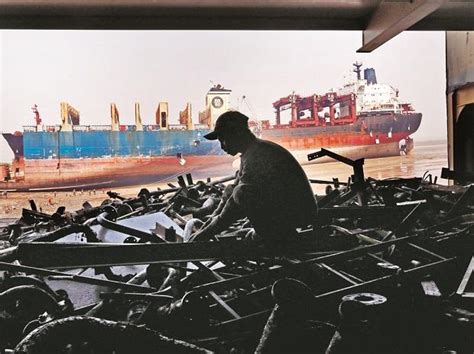 Alang ship recycling industry fears worker's death may hurt global ...