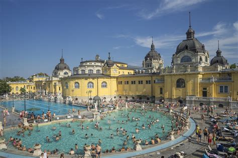 The 6 Best Thermal Baths to Visit in Budapest