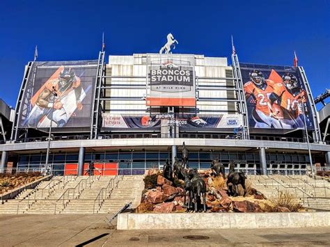 Denver Broncos Stadium Tour - Great Fun For Anyone - No Home Just Roam