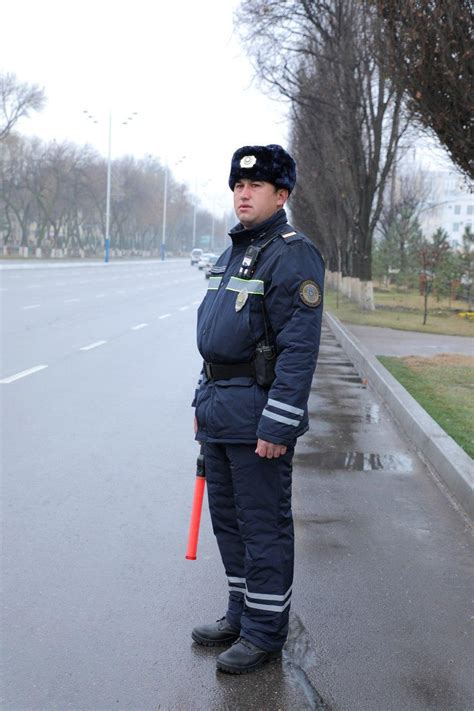 Tashkent traffic police inspectors given new uniform