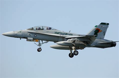 個別「[Aircraft]VMFA(AW)-121 F/A-18D VK-01/165413」の写真、画像 - MCAS Iwakuni ...