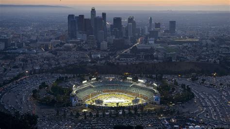 Los Angeles Dodgers Baseball Wallpapers (61+ pictures) - WallpaperSet