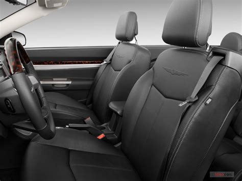 2010 Chrysler Sebring Interior | U.S. News & World Report