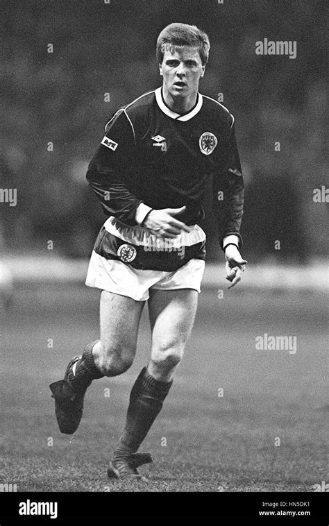 STEVE NICOL SCOTLAND & LIVERPOOL FC 16 May 1986 Stock Photo - Alamy