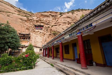 Mati Si, China: Temples in the Cliffs - Brendan van Son Photography