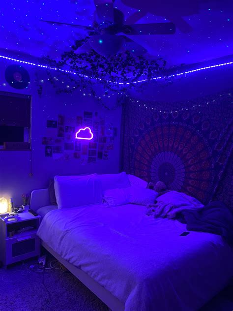 vibes💓 | Neon room, Neon bedroom, Room ideas bedroom