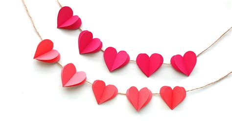 Heart Garland Paper Craft for Valentine's Day | Meaningful Homeschooling