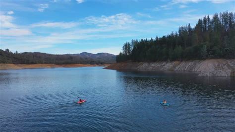 Lake Shasta Kayaking - YouTube