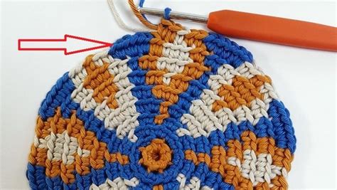 How to make a Round Shape with Tapestry Crochet • Atelier Sopra | Tapestry crochet, Crochet ...