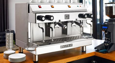 Commercial Espresso Machine Buying Guide | The Official Wasserstrom Blog