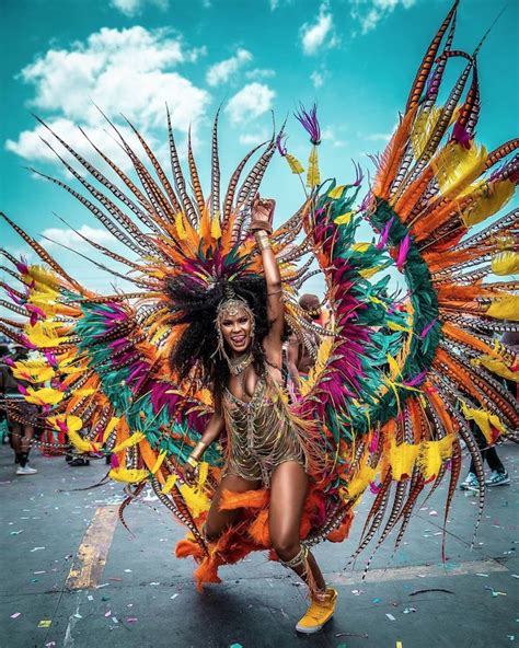 Soca Kingdom: 50 Photos From Trinidad Carnival 2020 | Essence | Trinidad carnival, Brazil ...