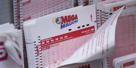 Mega Millions jackpot climbs to $820 million