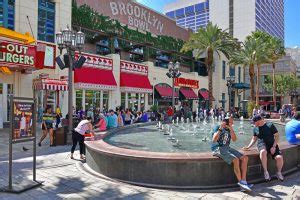 The LINQ Promenade on the Strip (2024) Las Vegas Guide