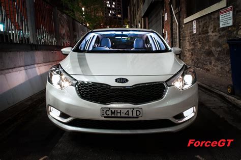 Kia Cerato Review: 2013 Sedan