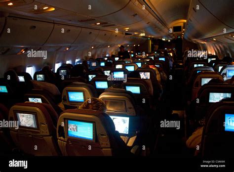 Boeing 767 cabin hi-res stock photography and images - Alamy