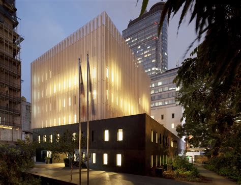 Embassy of France and French Institute in Jakarta / Segond-Guyon Architectes | ArchDaily