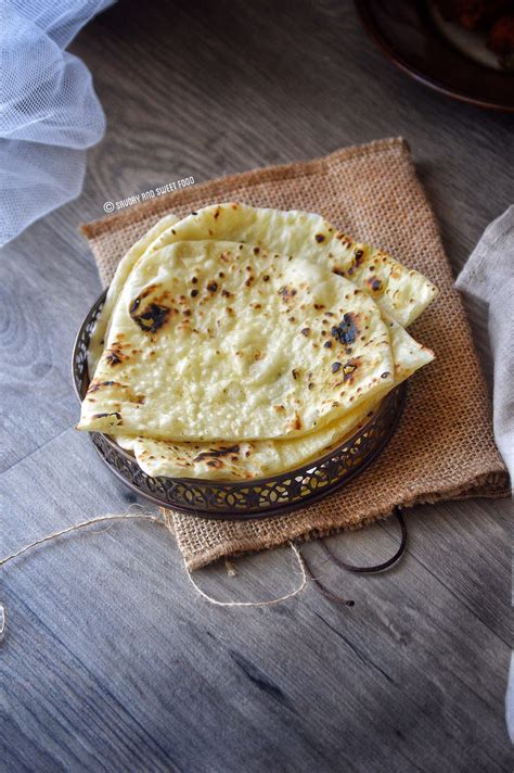 Butter Naan - Savory&SweetFood