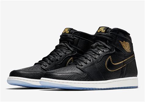 Air Jordan 1 Black and Gold Tumbled Leather Official Images 555088-031 ...