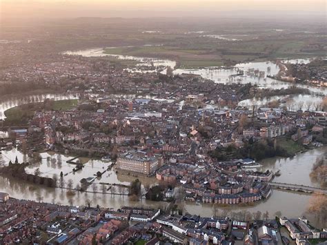 Shrewsbury flats ravaged by floods just weeks before getting new barriers | Shropshire Star