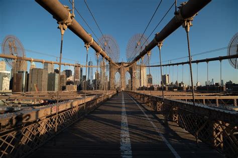 Shot of the Brooklyn Bridge at Sunrise Stock Photo - Image of panoramic, america: 146447860