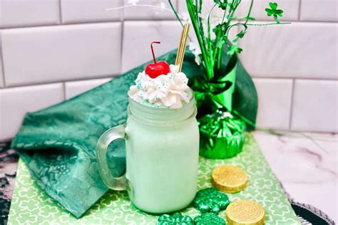 Copycat McDonald's Shamrock Shake Recipe