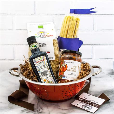 Pasta Night Pasta Gift Basket Ideas / Pasta Dinner Gift Basket Ambrosi ...