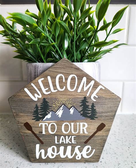 Lake House Wood Sign Cabin Wood Decor Welcome to Our Lake - Etsy