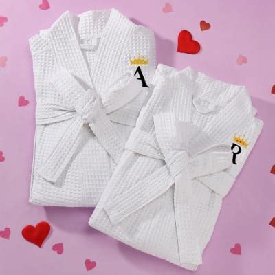 Buy/Send Set of 2 Personalized Bath Robes Online | IGP | JVS1201440