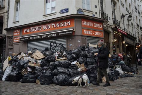 Garbage tarnishes Paris luster as pension strike continues - The Garden ...