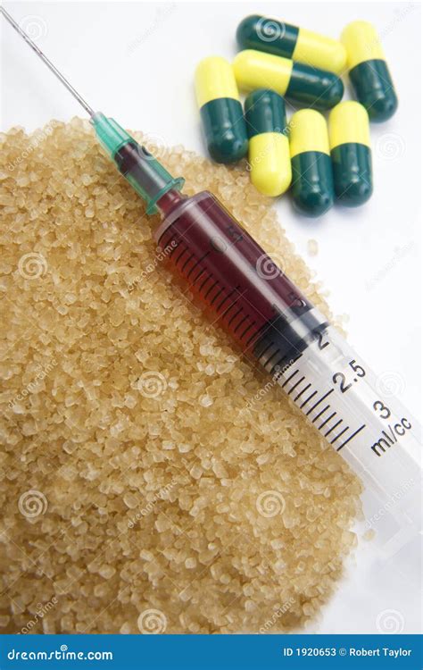 Syringe, Needle, Drug Capsules, Crystals Stock Photos - Image: 1920653